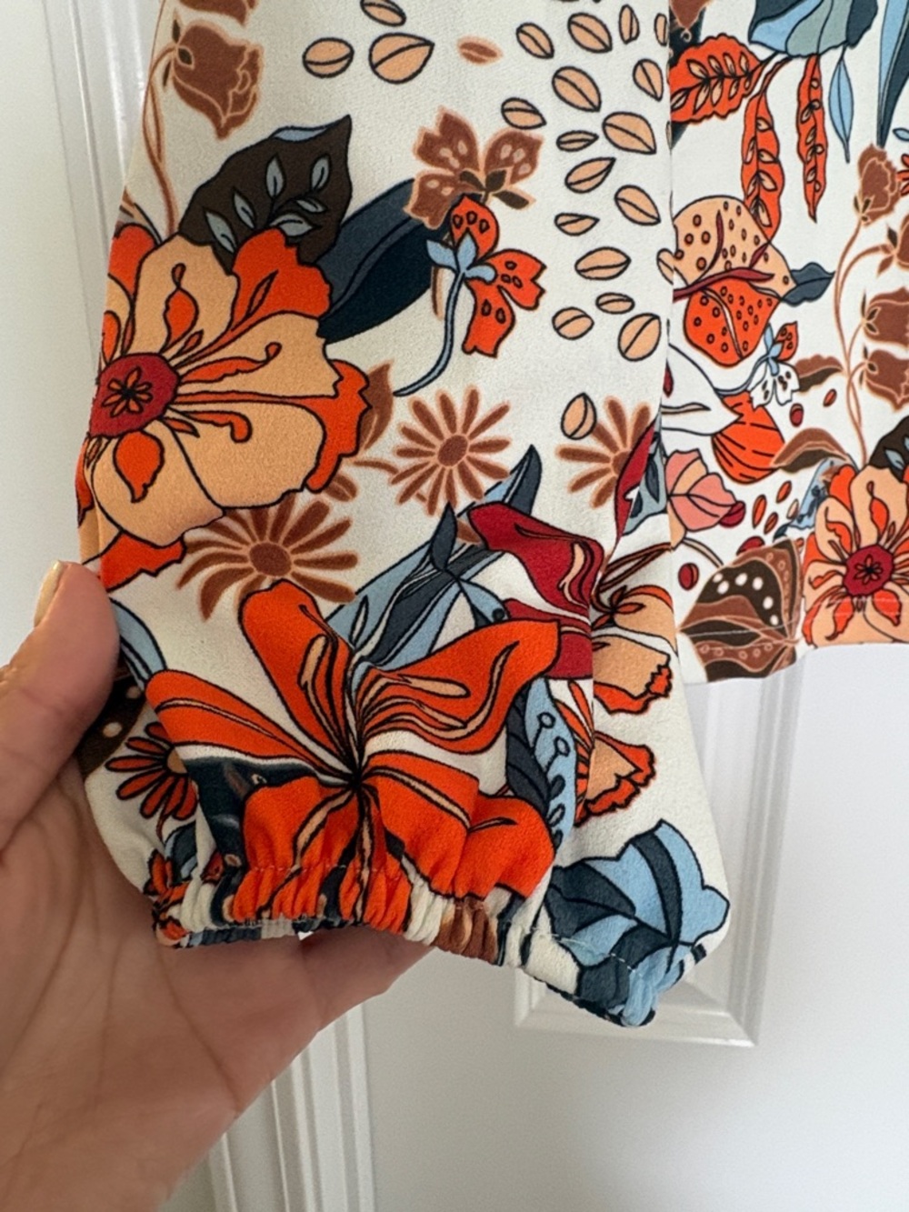 MELLODAY Cream Blouse with Rust, Brown and Blue Floral Print - Picture 2 of 4